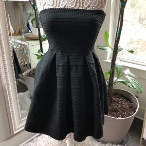 Stapless bandage dress